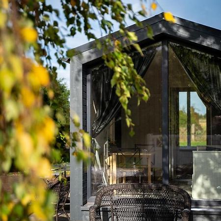 ポツダム Charmante La Petite Maisonヴィラ エクステリア 写真