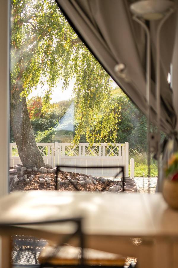 ポツダム Charmante La Petite Maisonヴィラ エクステリア 写真